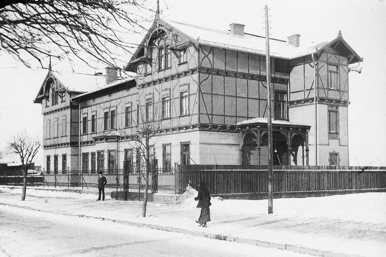 Historyczny budynek Stacji Chemiczno-Rolniczej w Poznaniu